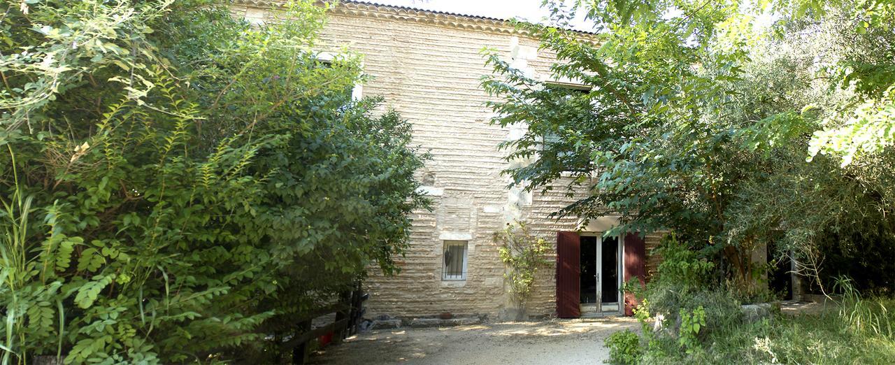 Domaine Du Prieure D'Estagel Hotel Сен-Жил-Кроа-дьо-Ви Екстериор снимка